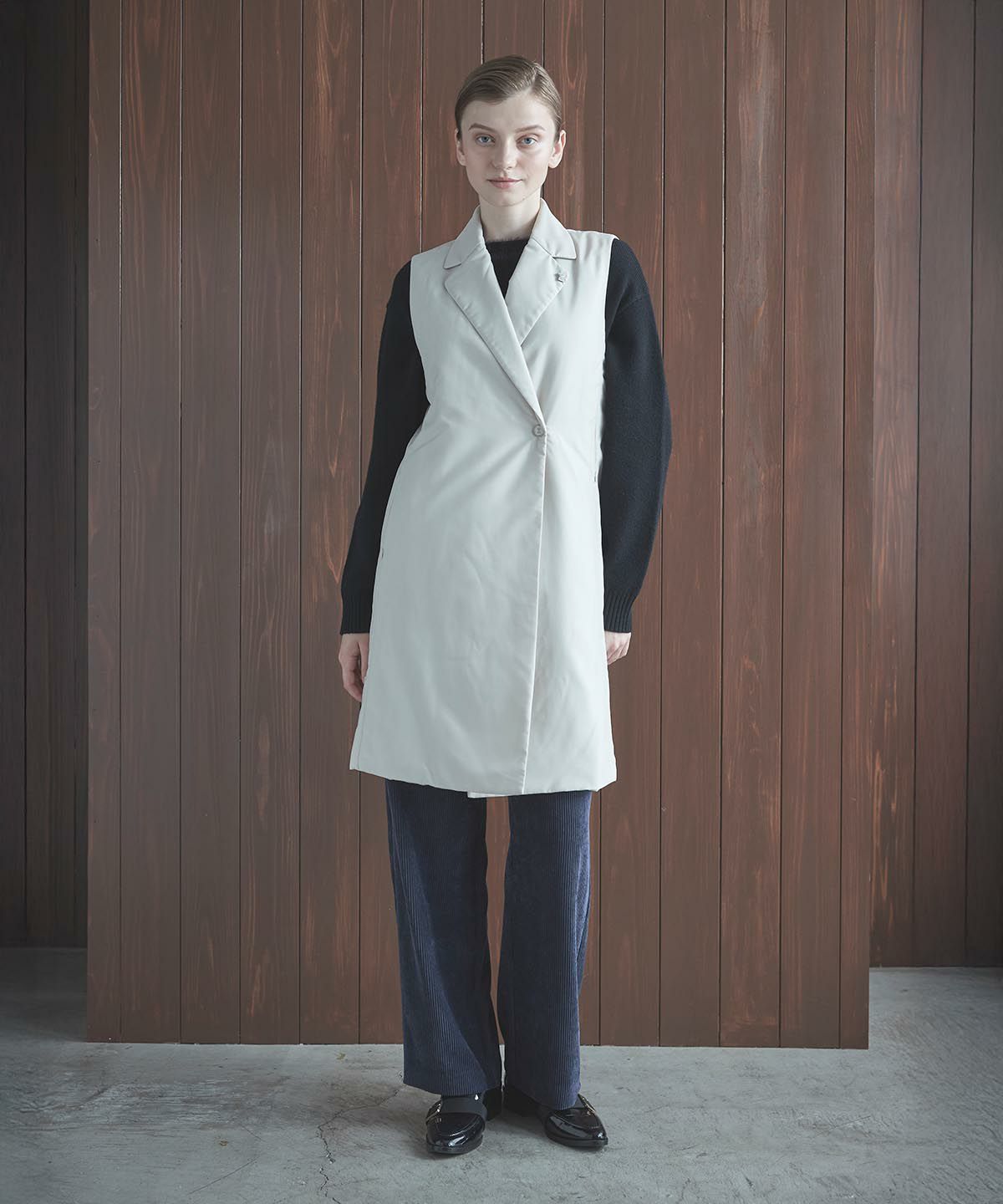 モデル着用画像（ブラック）