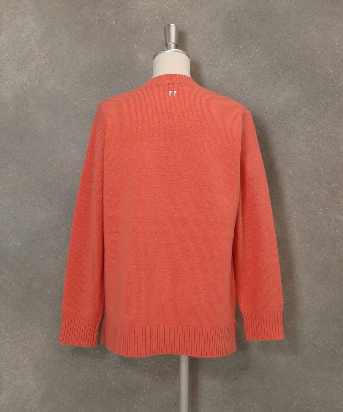 ウール100％BIGイラストニット後（ライトオレンジ）