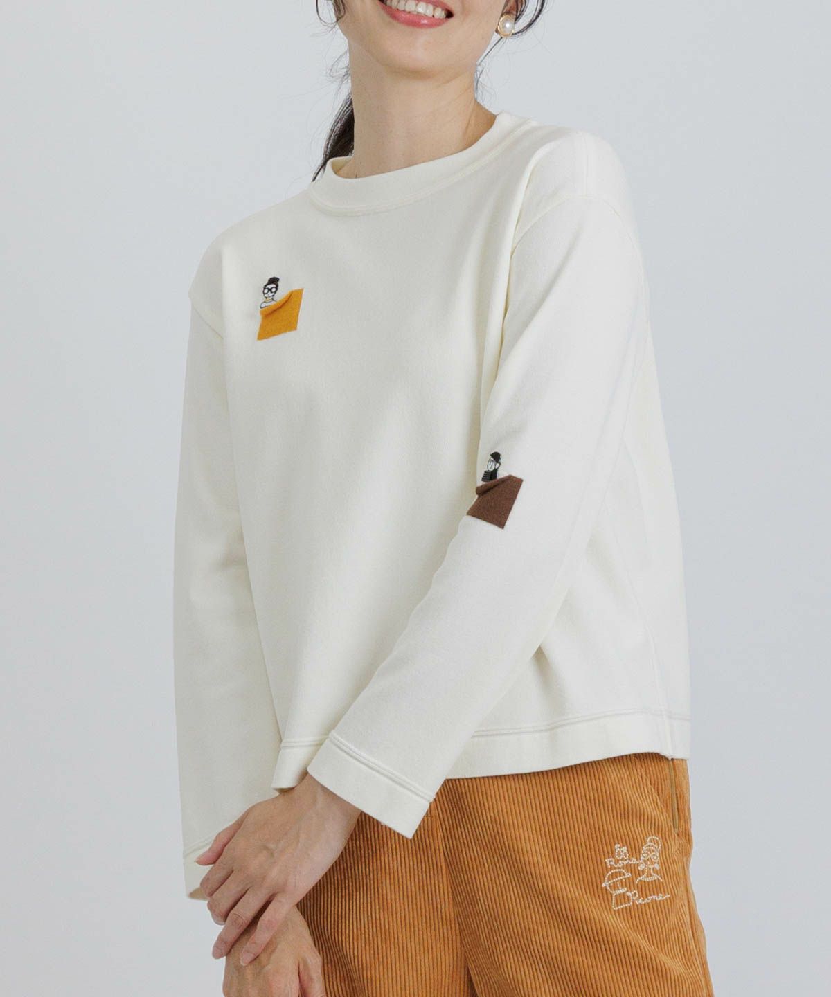 モデル着用画像（ホワイト）