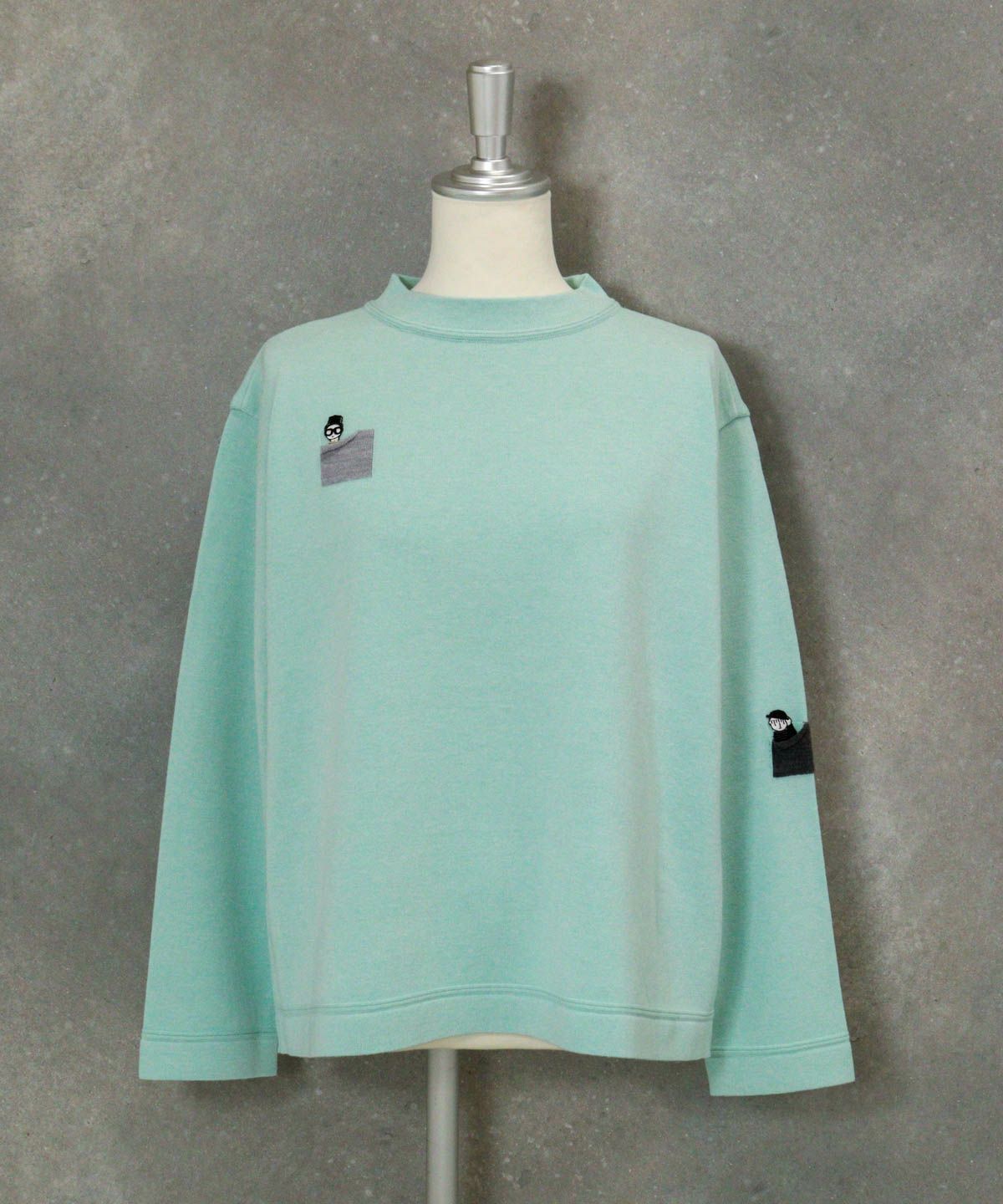 刺繍ワッペンニット（ライトグリーン）