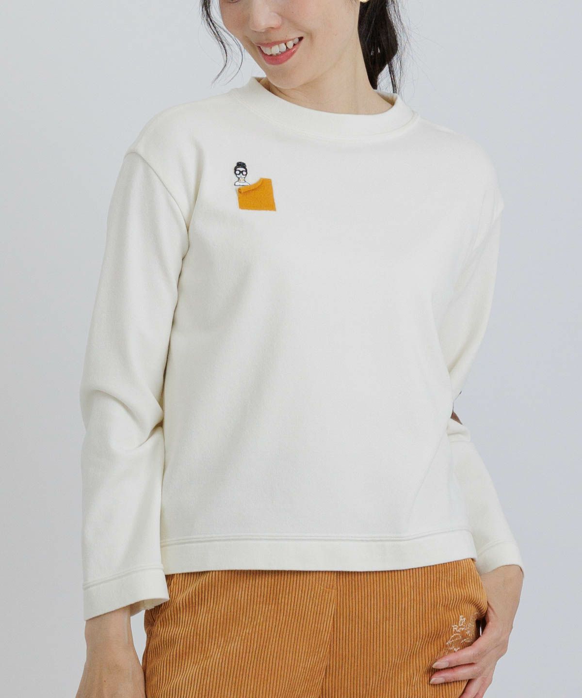 モデル着用画像（ホワイト）