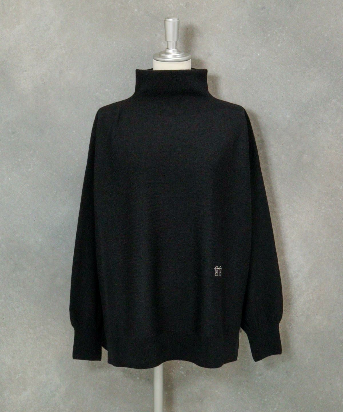 ウール100％ポイントストーンニット（ブラック）