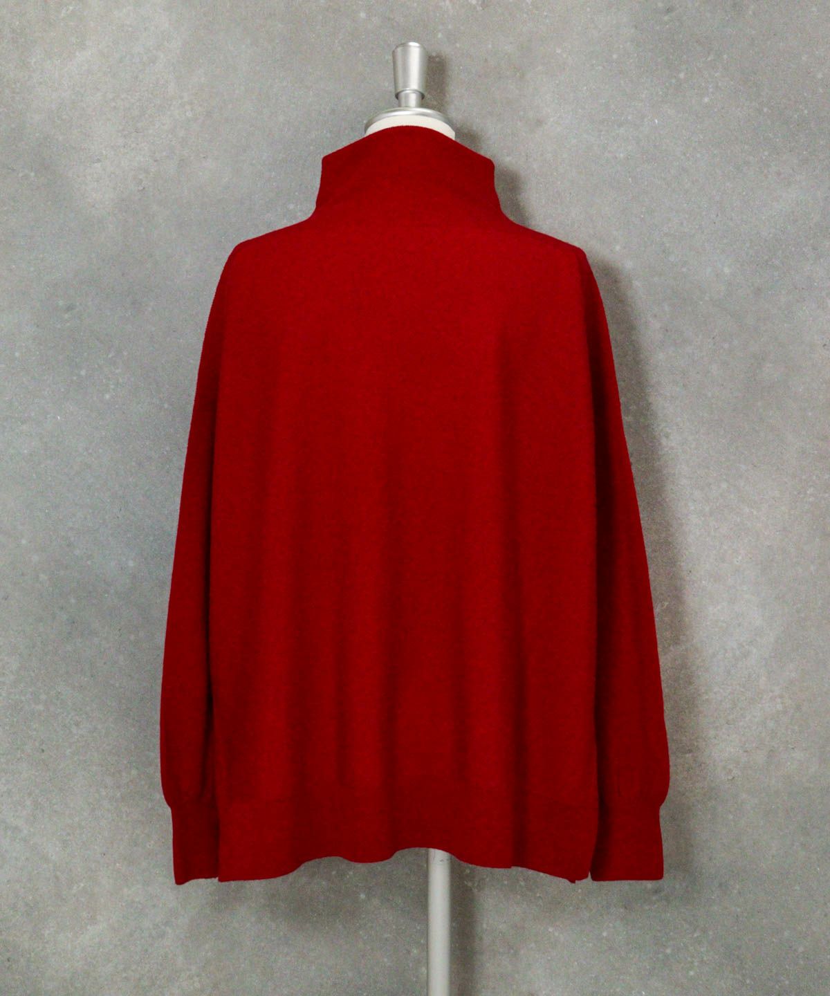 ウール100％ポイントストーンニット後（レッド）