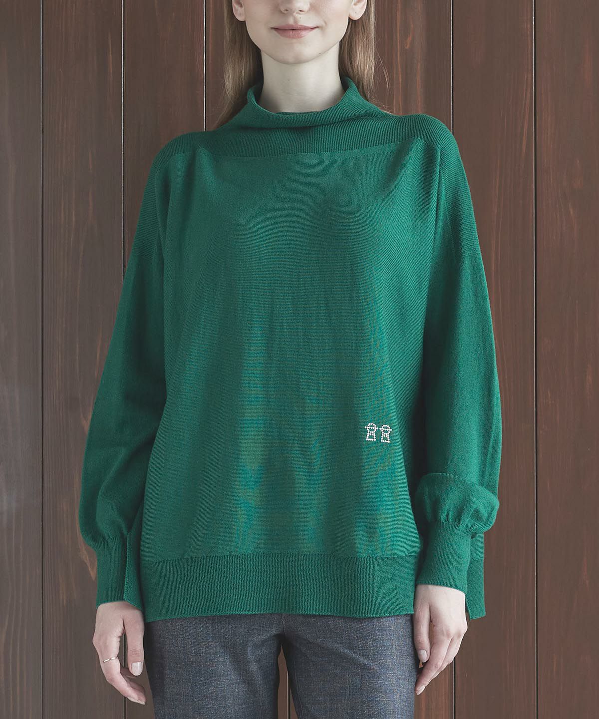 モデル着用画像（グリーン）