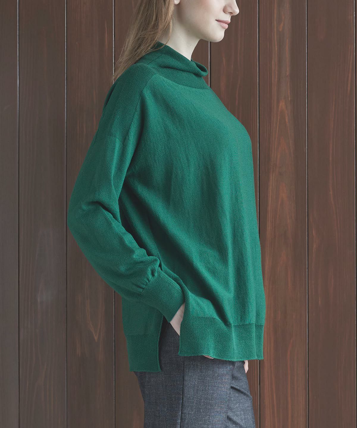 モデル着用画像（グリーン）