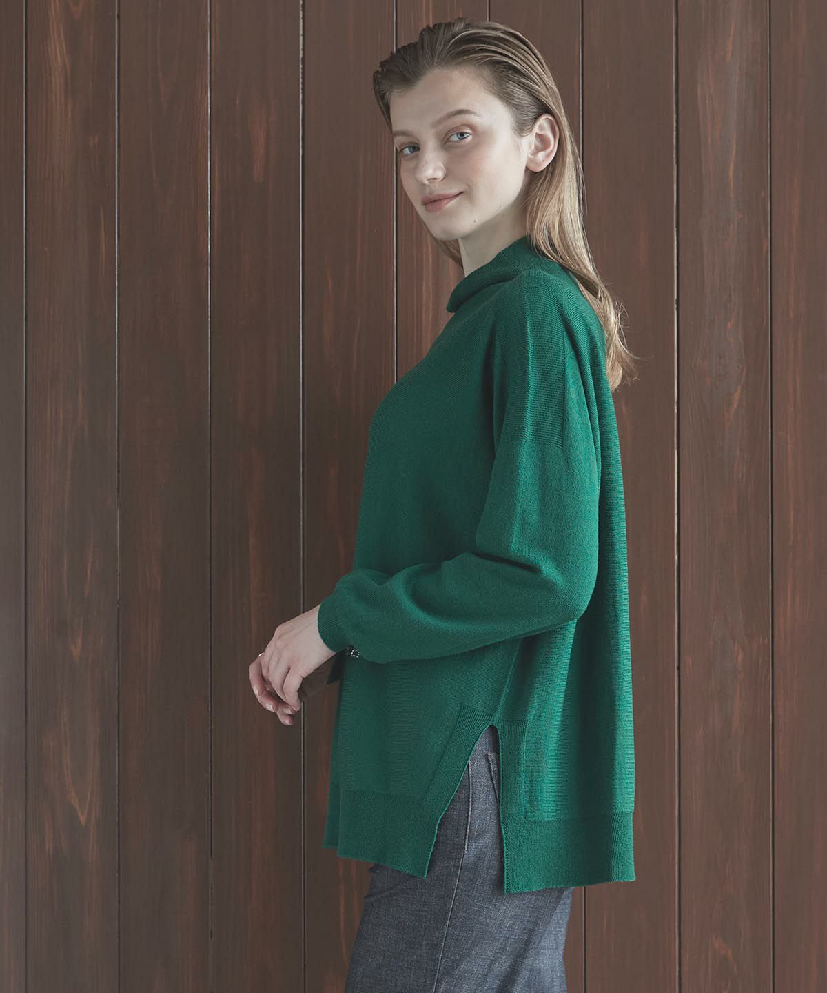 モデル着用画像（グリーン）