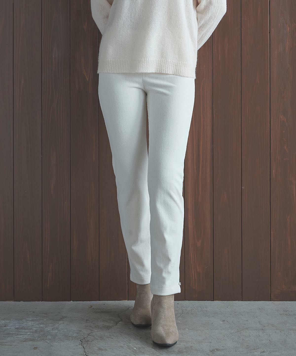 モデル着用画像(ホワイト)