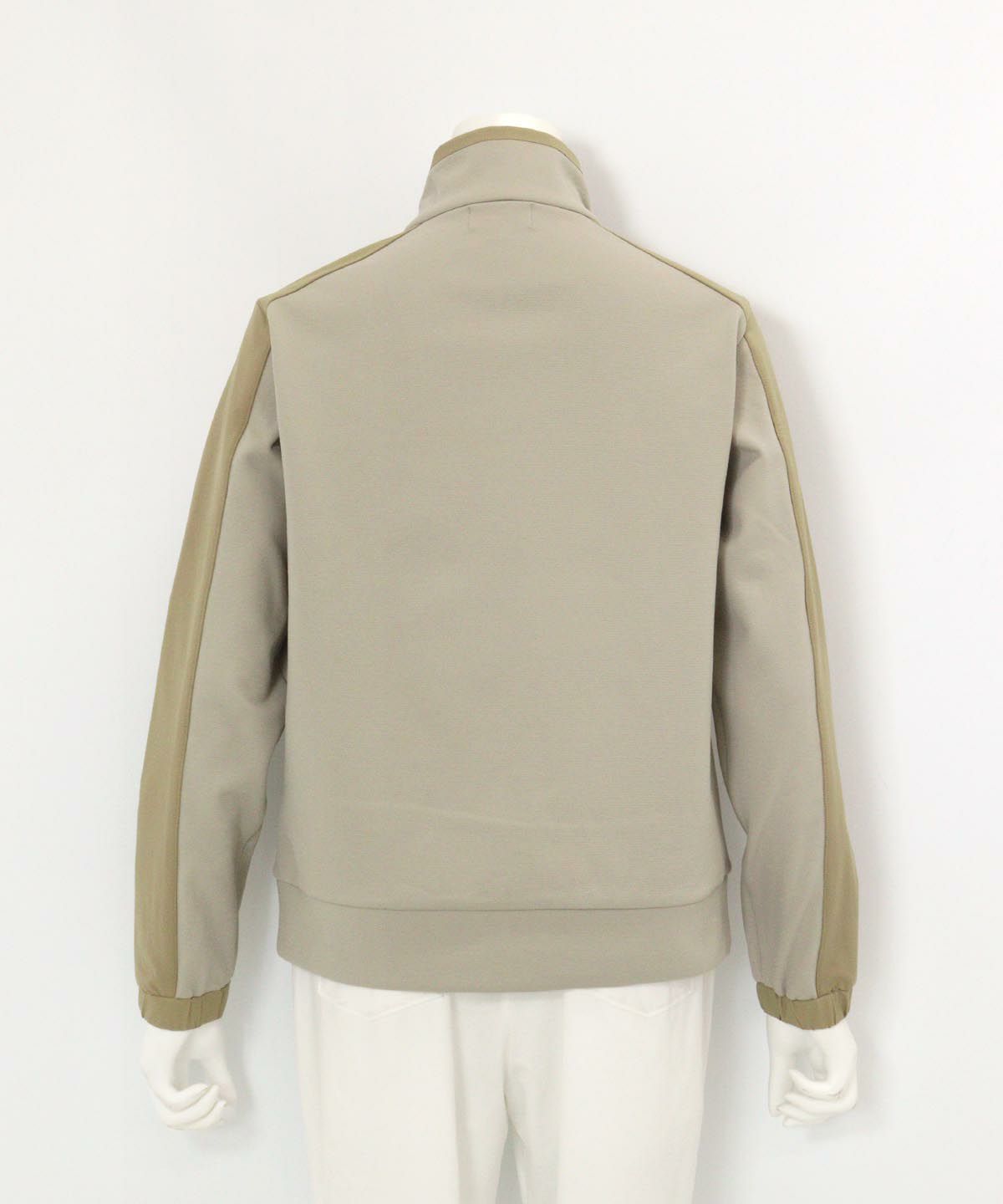 ジップアップスウェット切替ブルゾン後（ベージュ）