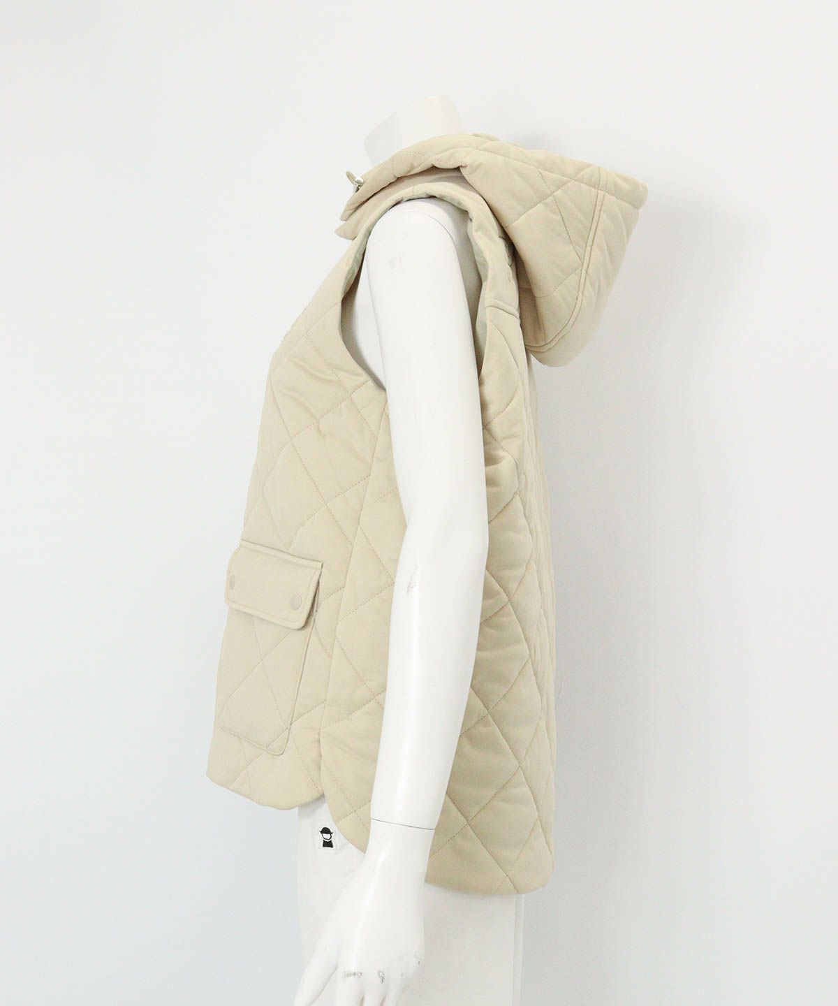 防風保温キルト中綿ジップベスト(ベージュ)横