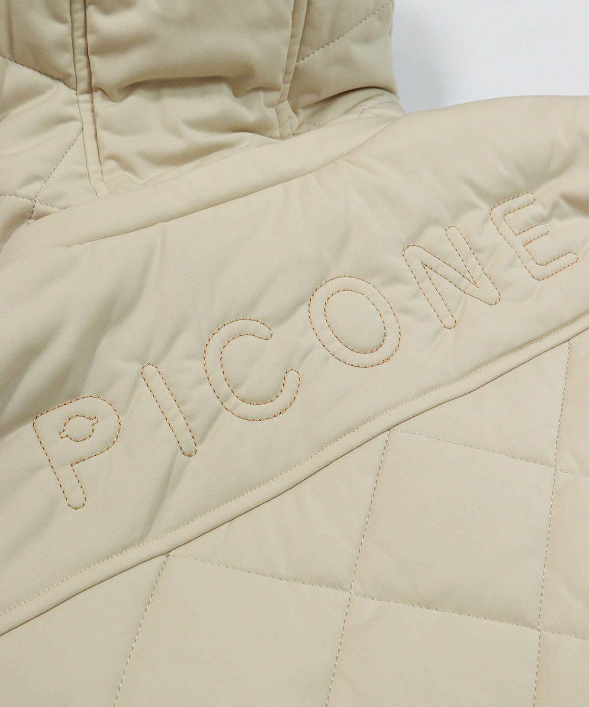 背中側ロゴ(ベージュ)