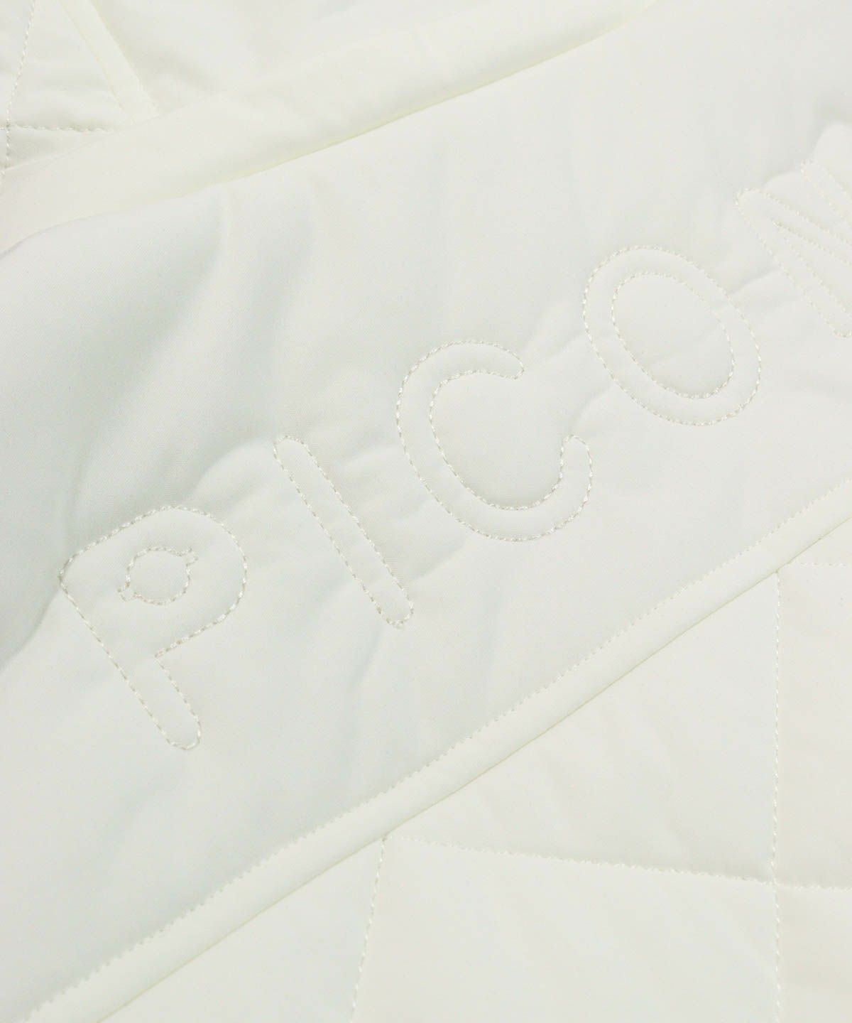 背中側ロゴ(ホワイト)