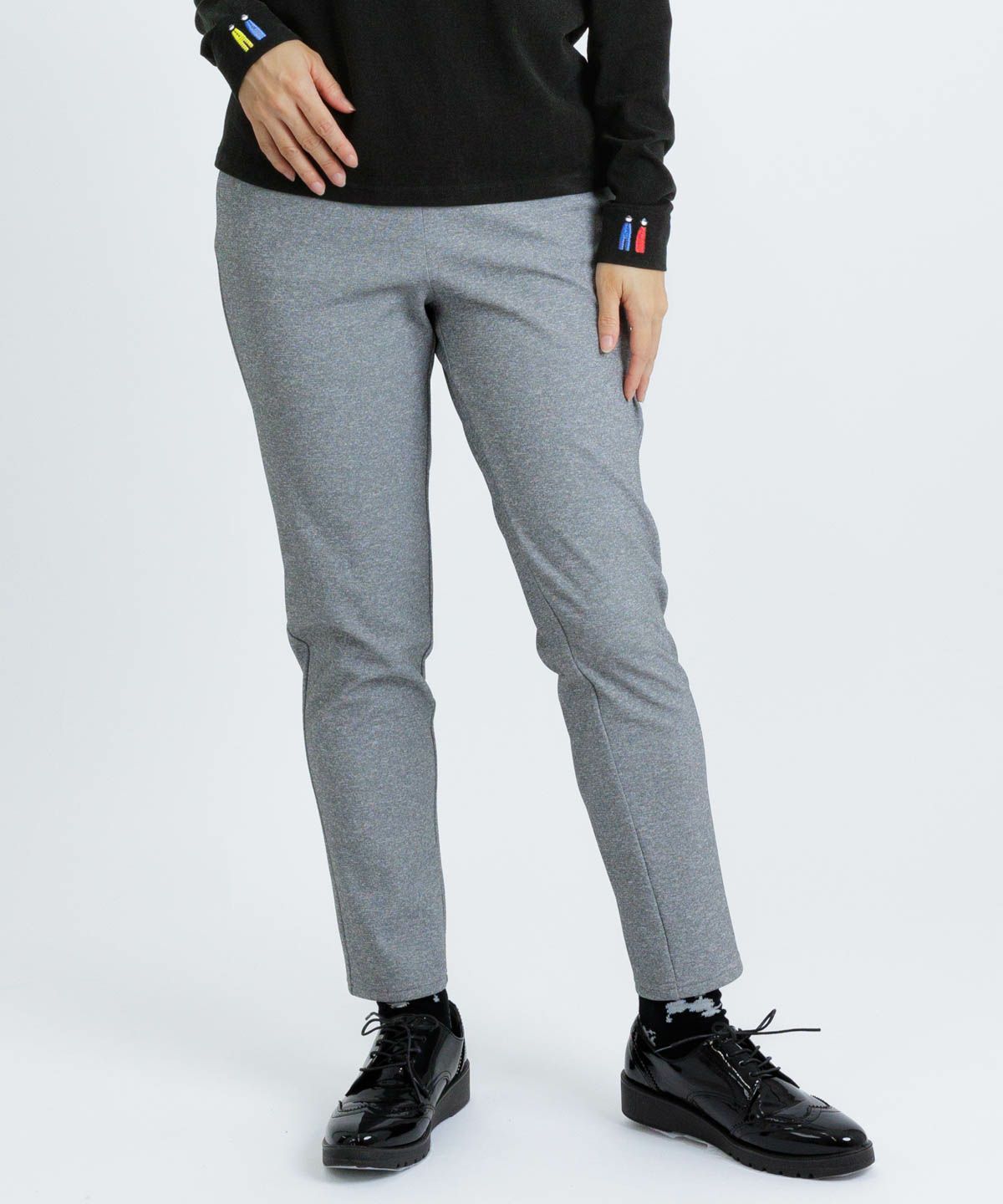 モデル着用画像（グレー）