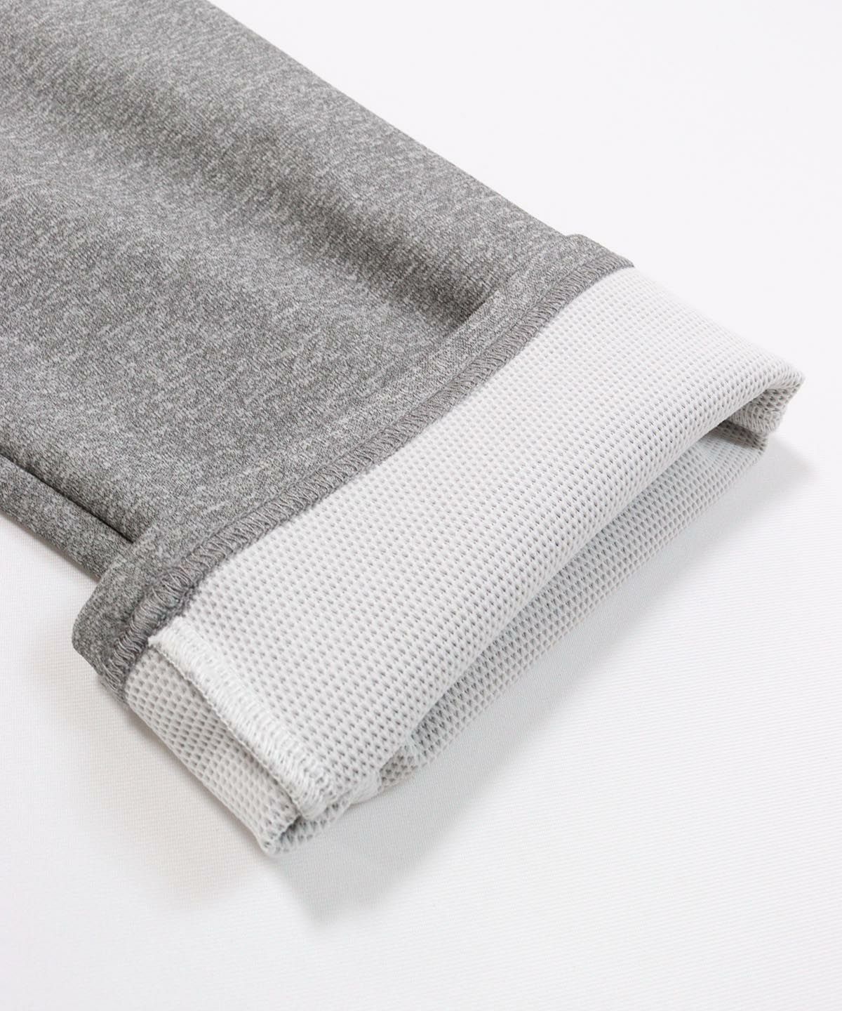 裾内側部分（グレー）