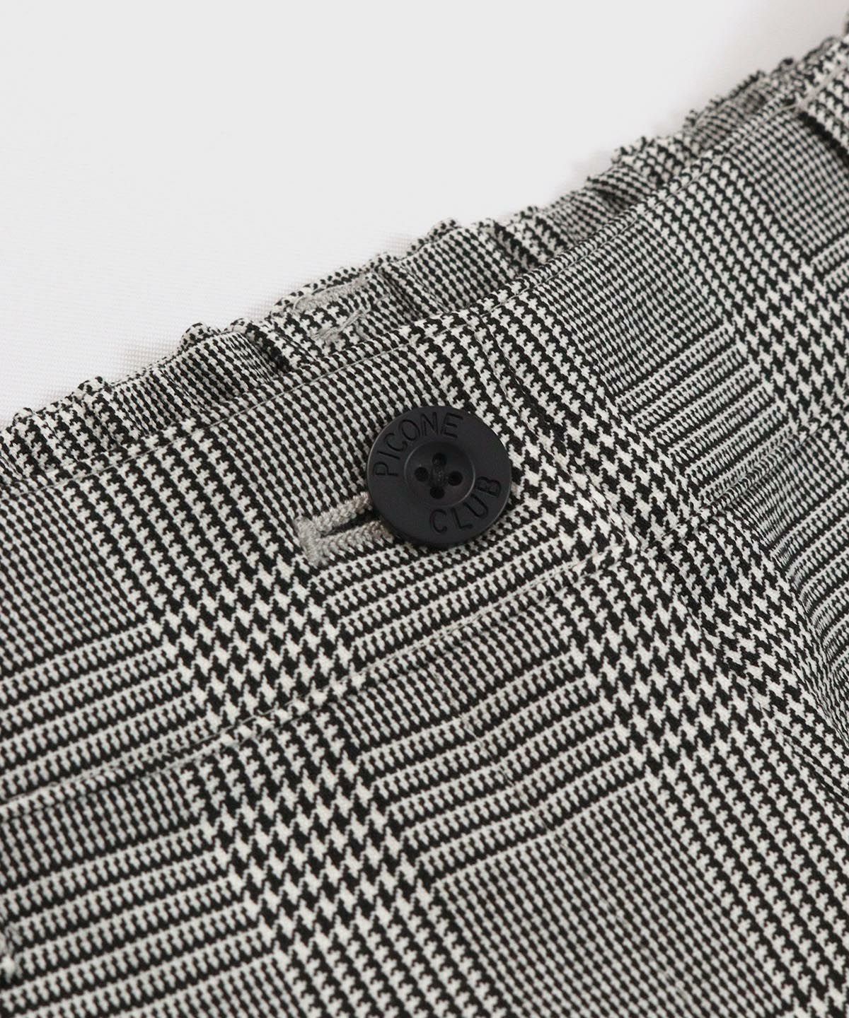 ウエスト部分アップ(ホワイト)