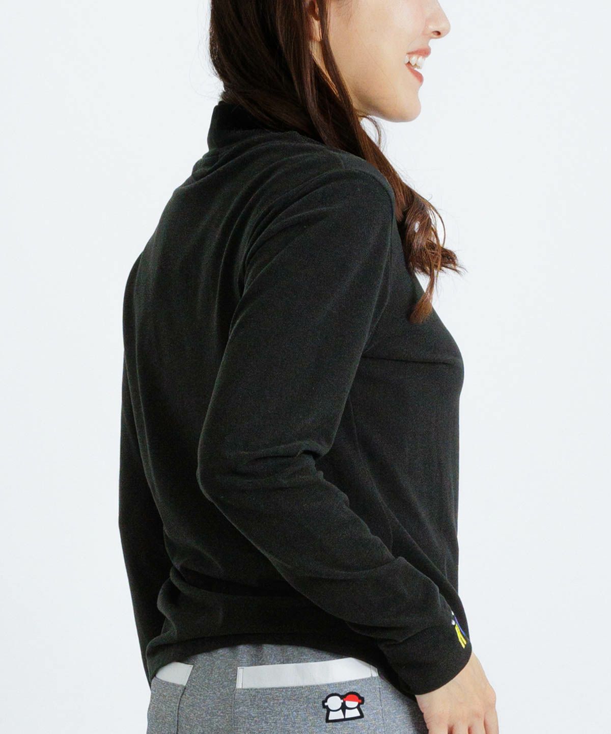 モデル着用画像（ブラック）