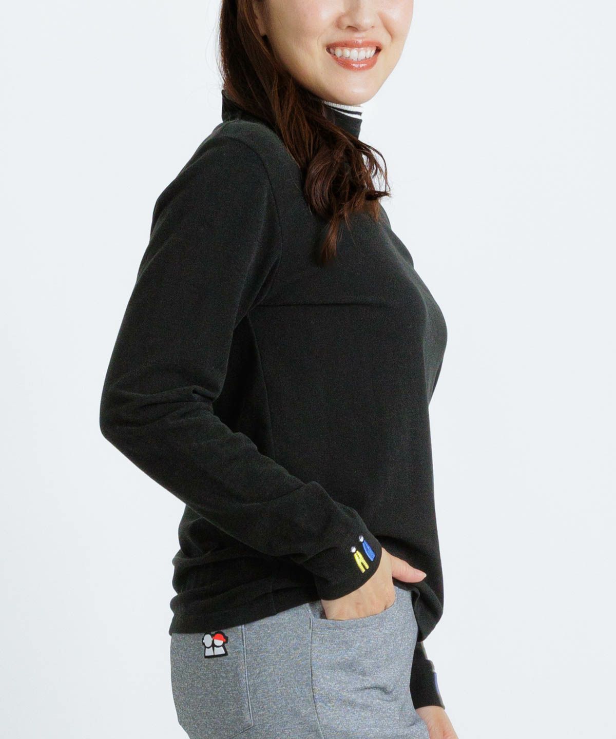 モデル着用画像（ブラック）