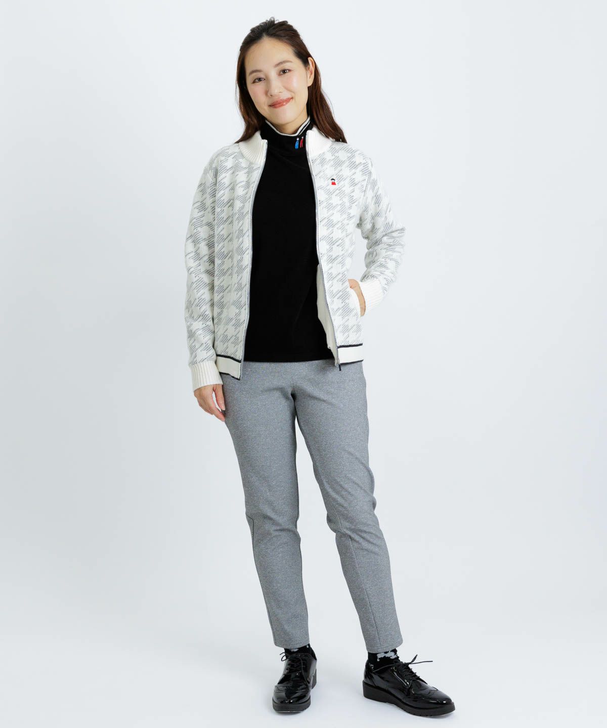 モデル着用画像（ブラック）