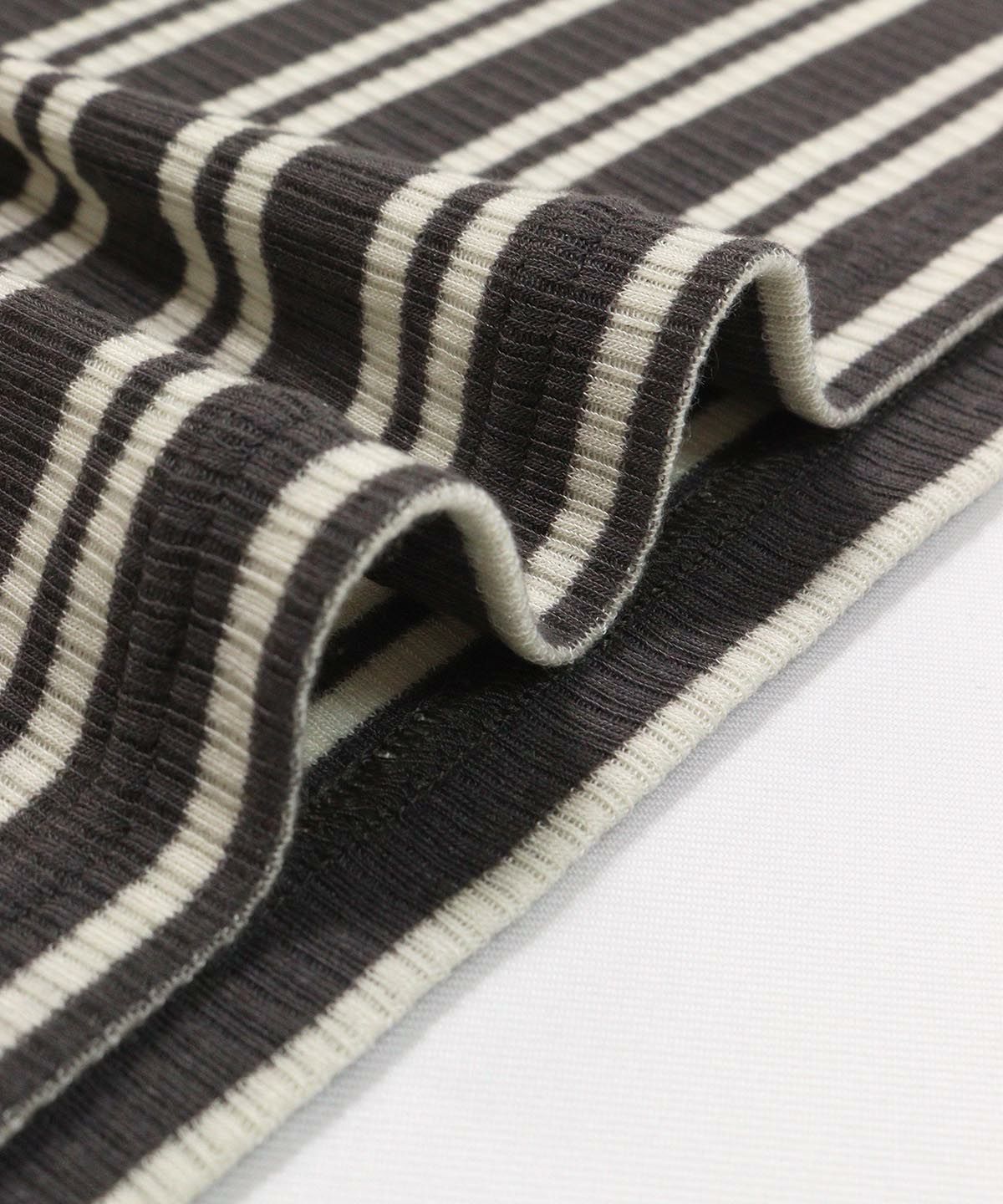 生地感（グレー）