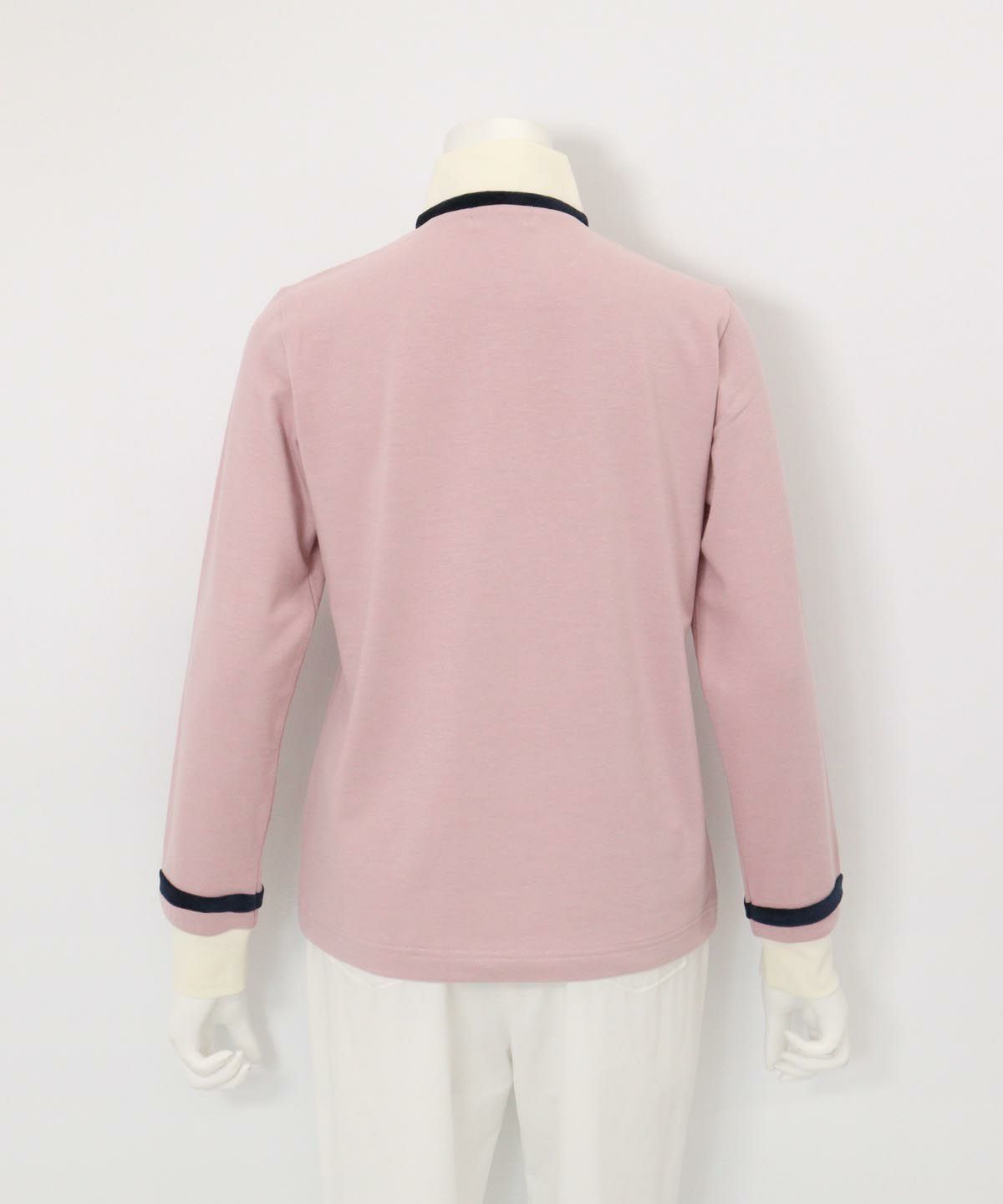 ベロアライン保温起毛プルオーバー後（ピンク）