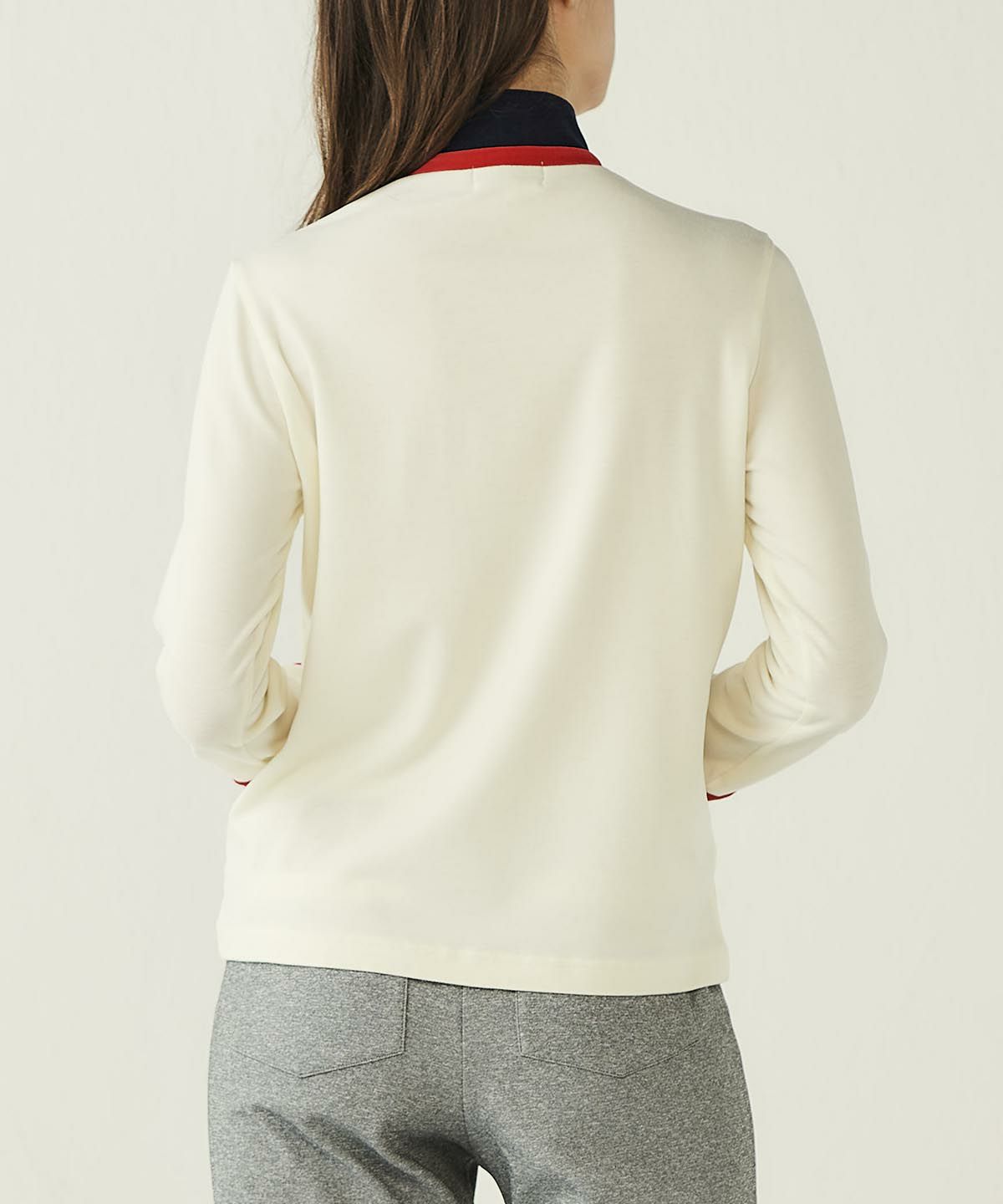 モデル着用画像（ホワイト）