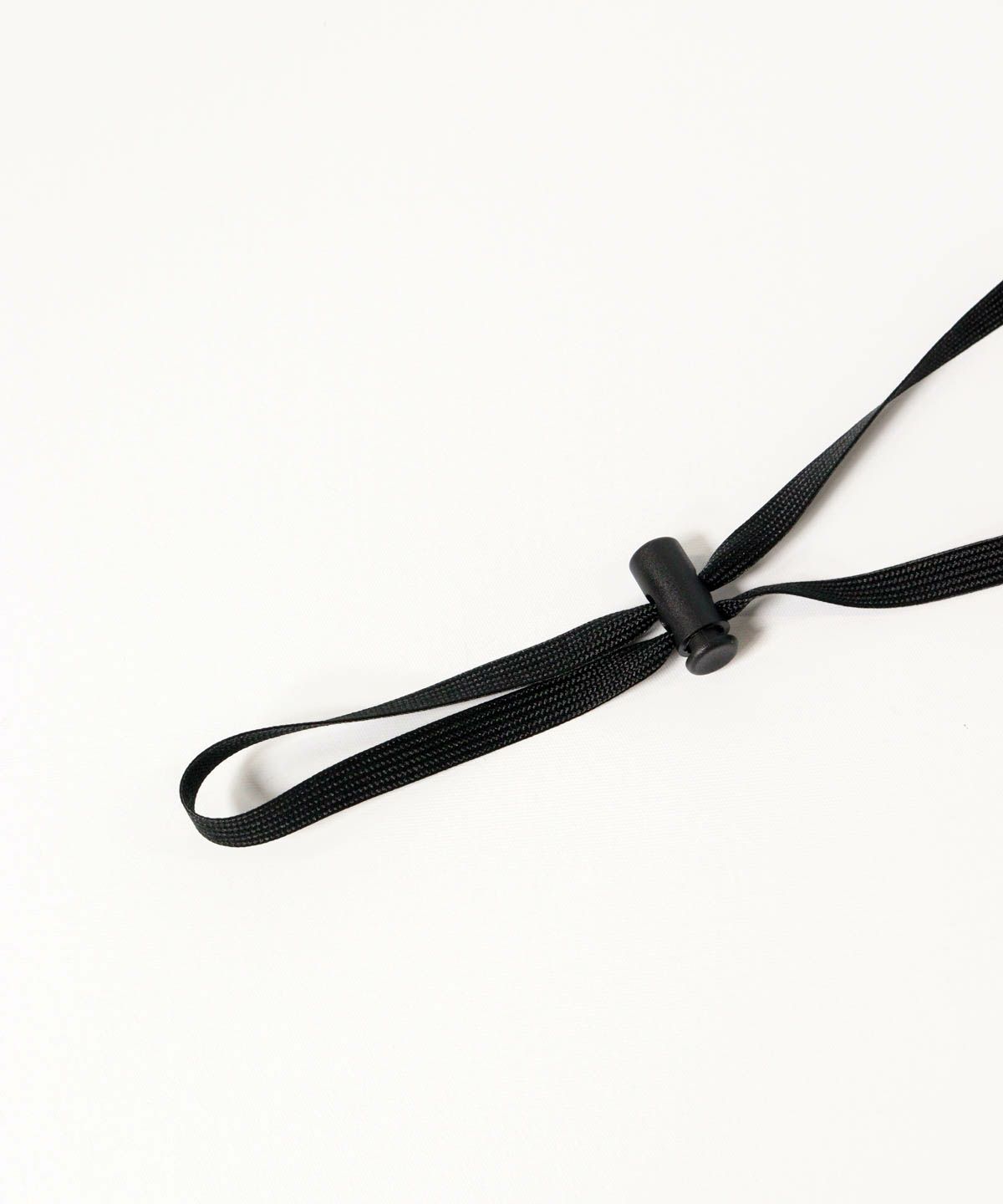 紐部分（ネイビー）