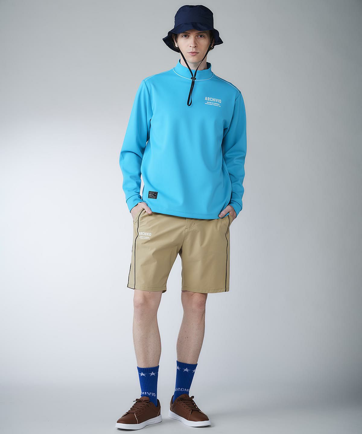 モデル着用画像（ブルー）