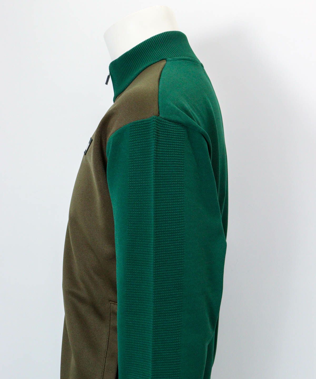 袖部分（グリーン）