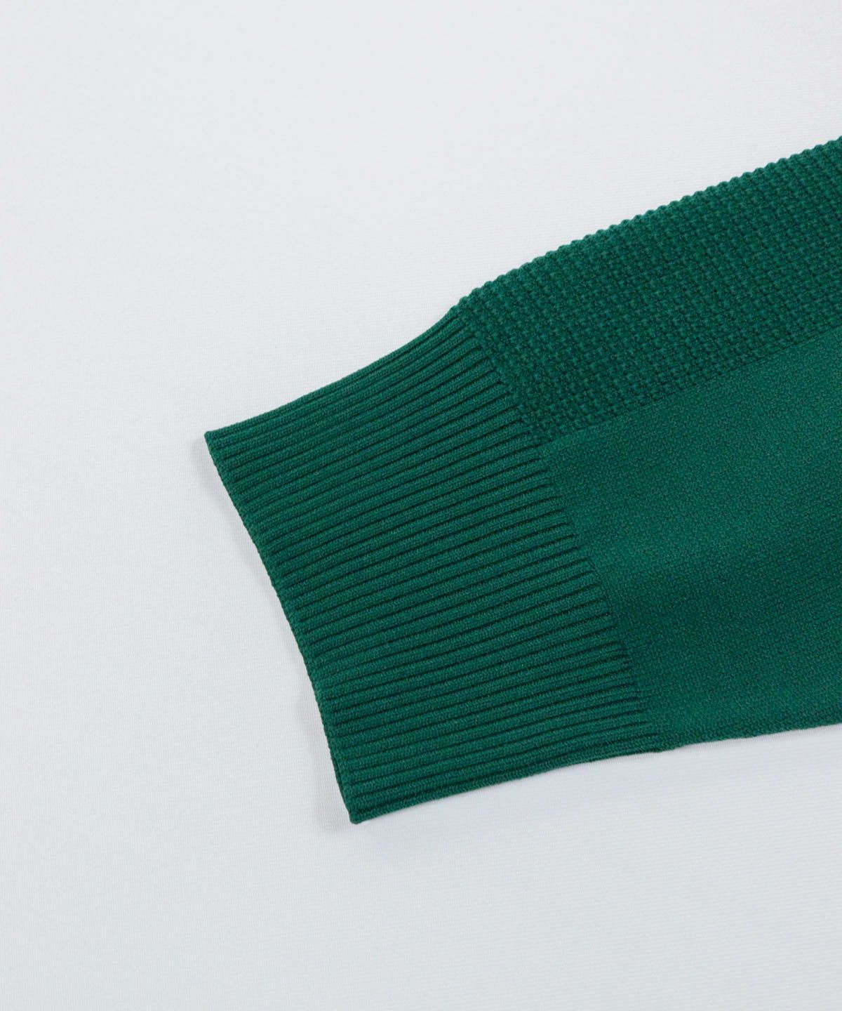 袖口部分（グリーン）