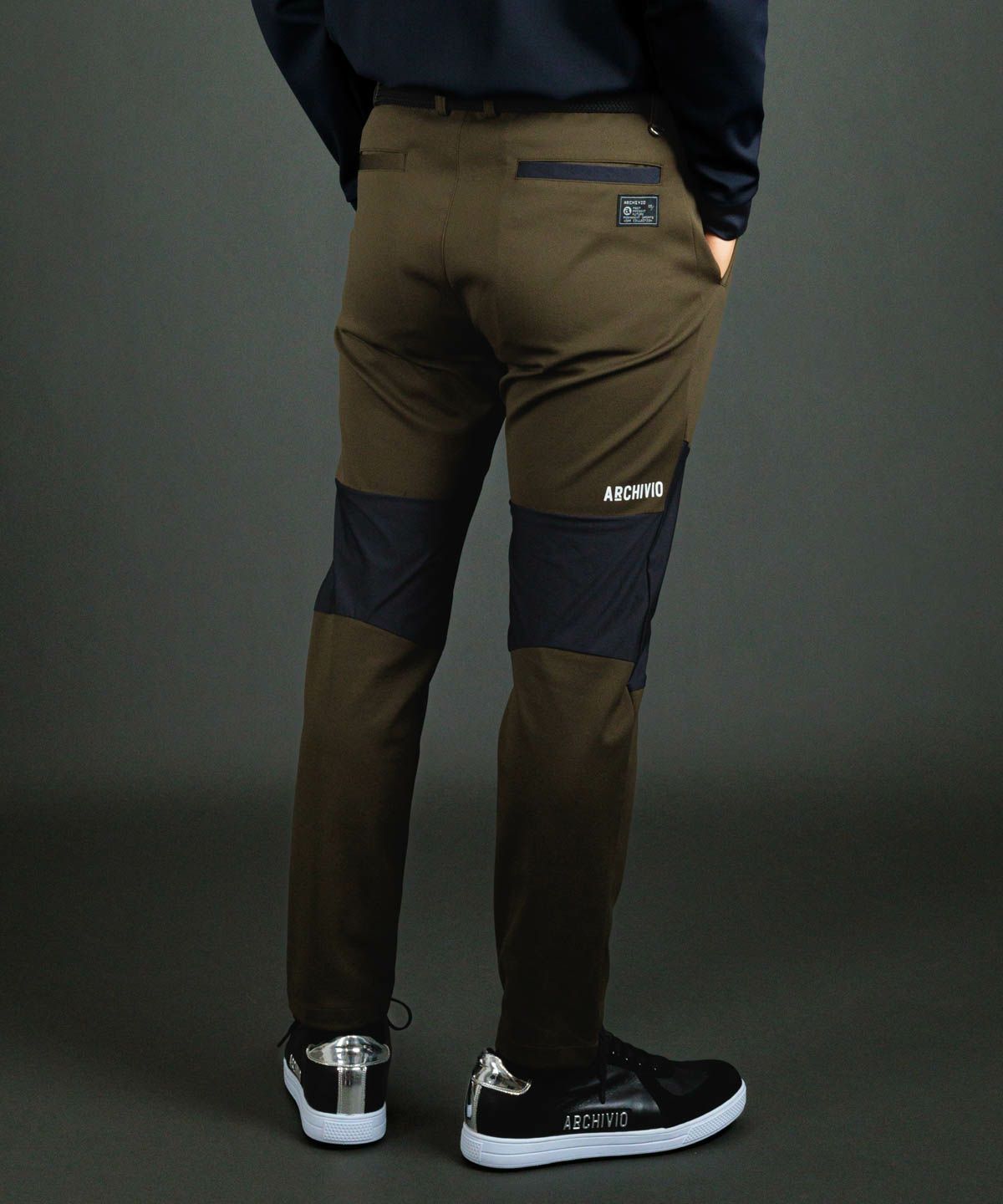 モデル着用画像(カーキ)