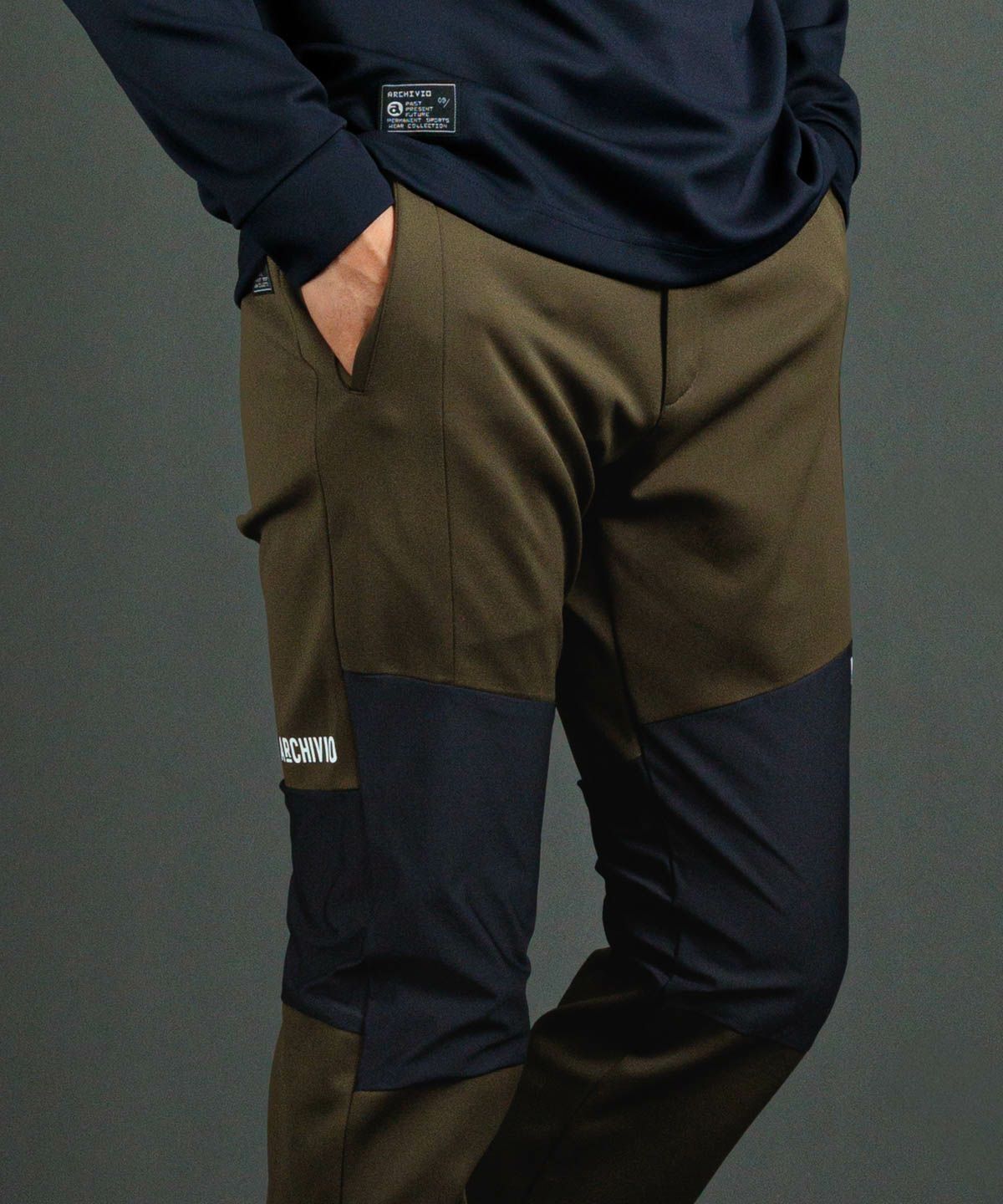 モデル着用画像(カーキ)