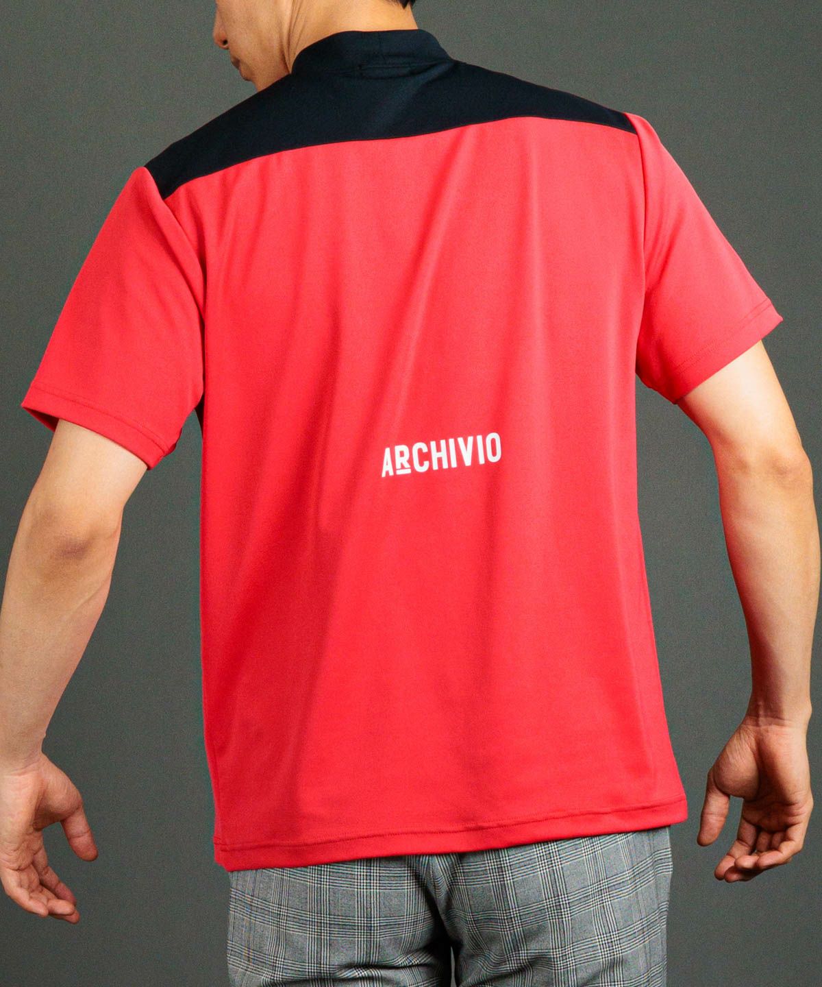 モデル着用画像(レッド)