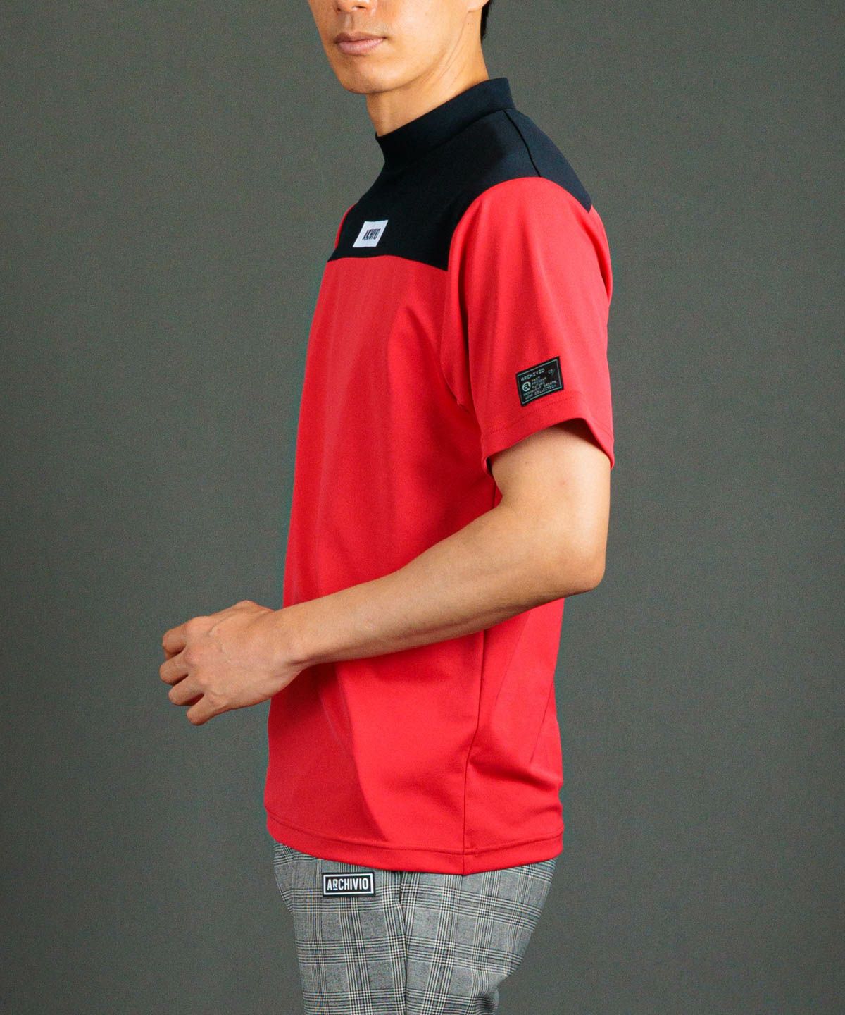 モデル着用画像(レッド)