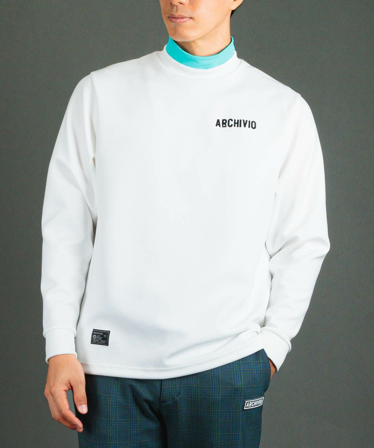 モデル着用画像（ホワイト）