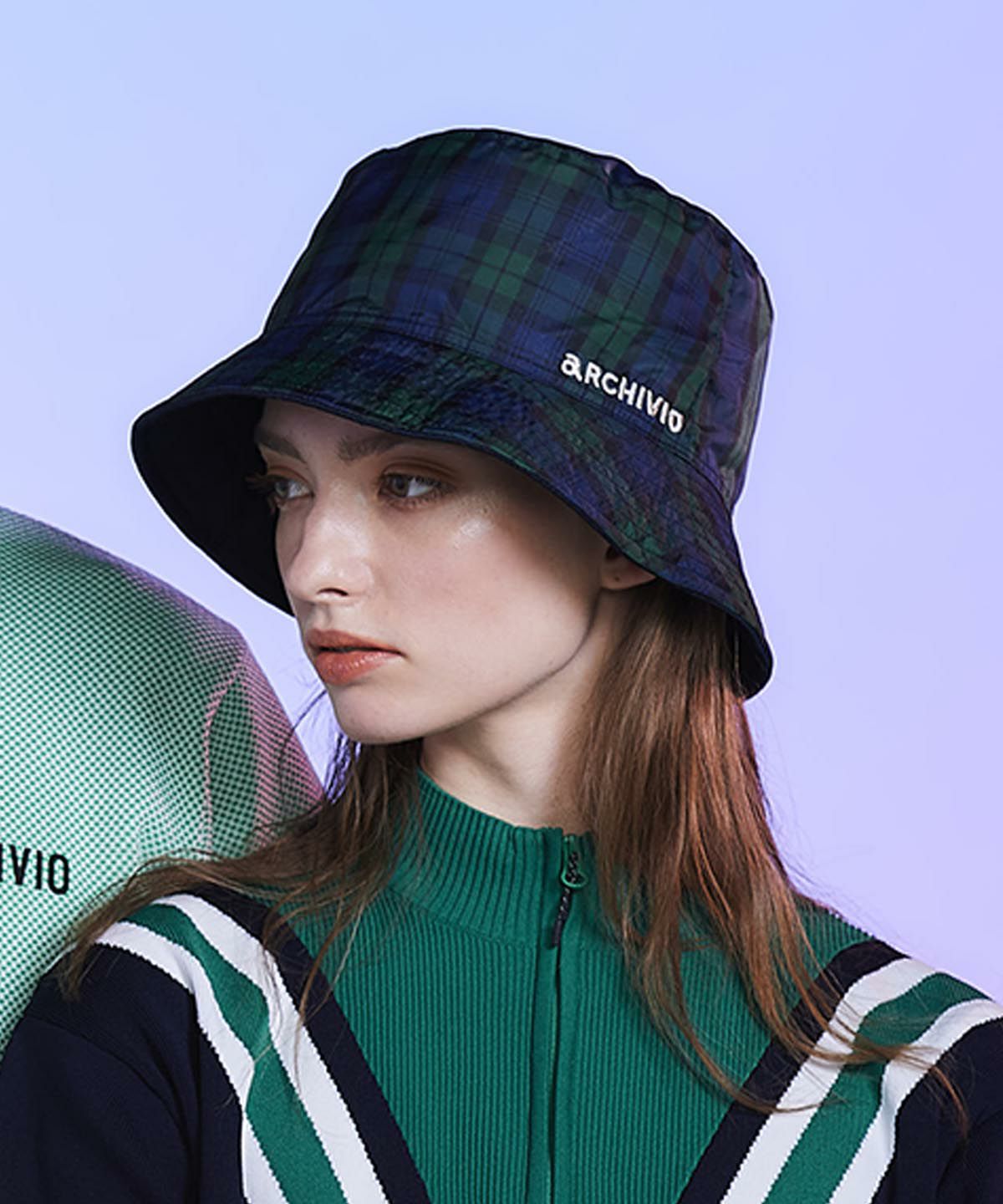 モデル着用画像（ネイビー）