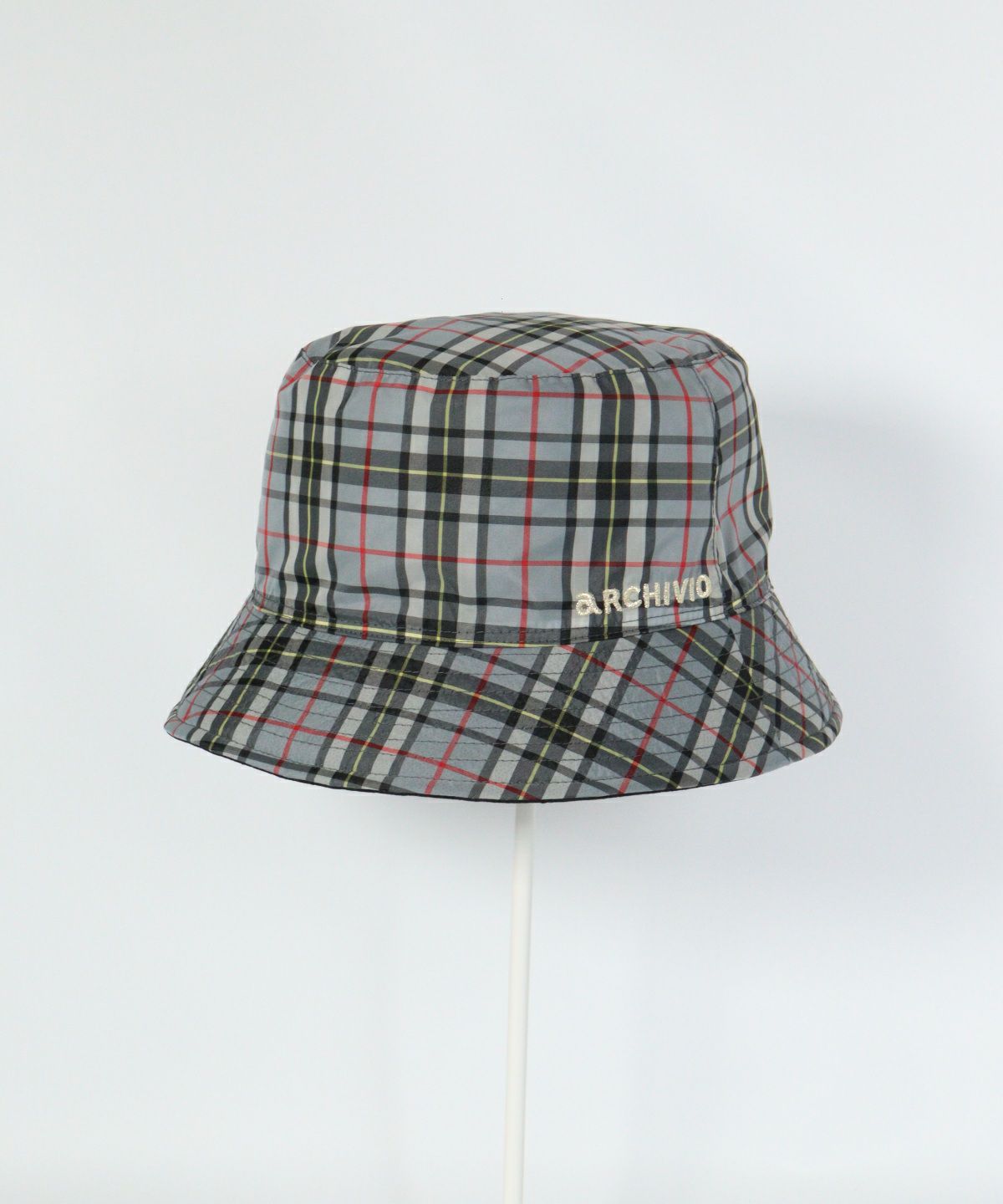 リバーシブルキルトハットチェック柄面（ブラック）