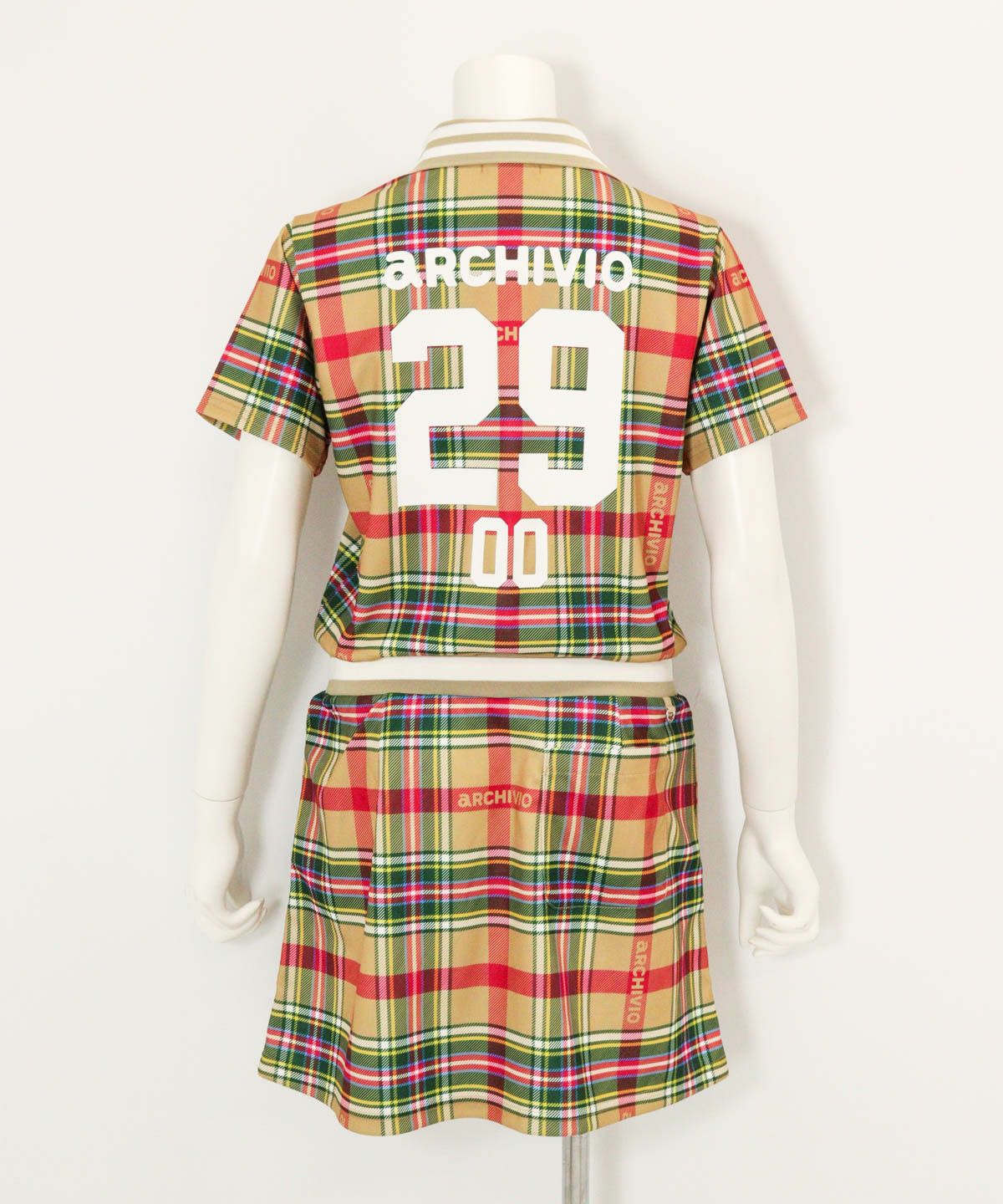 リブ切替UVスムースワンピース後（ベージュ）