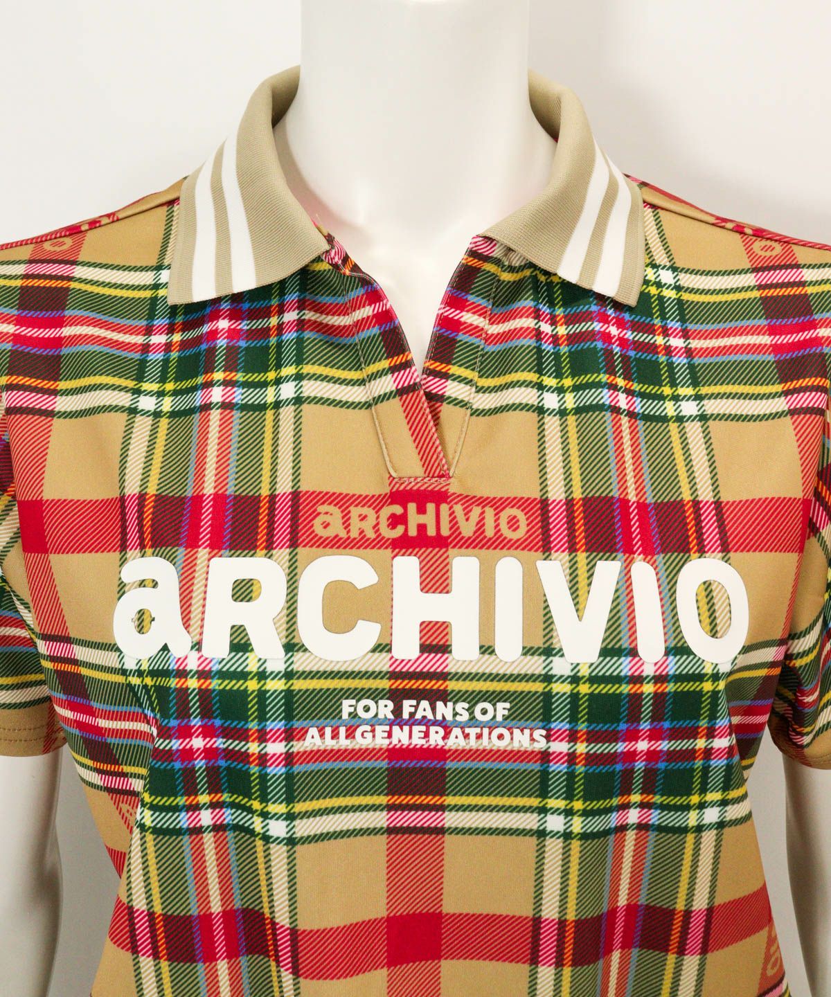 襟元部分（ベージュ）