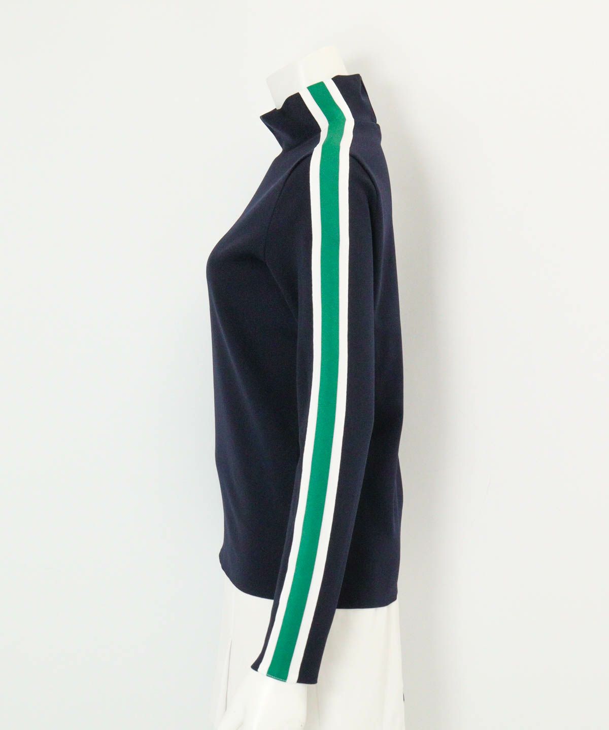  配色ライン袖プルオーバー横（ネイビー）