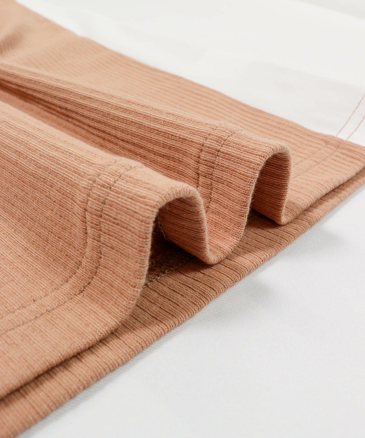 生地感（ベージュ）