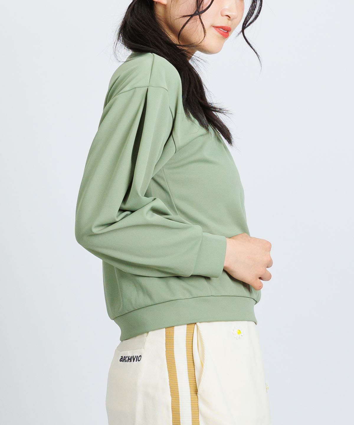 モデル着用画像（グリーン）