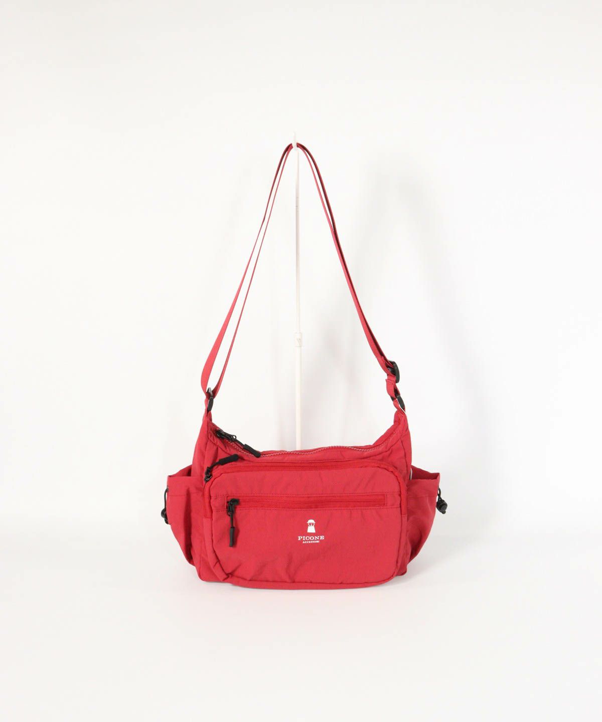 軽量撥水ナイロンショルダーバッグ（レッド）