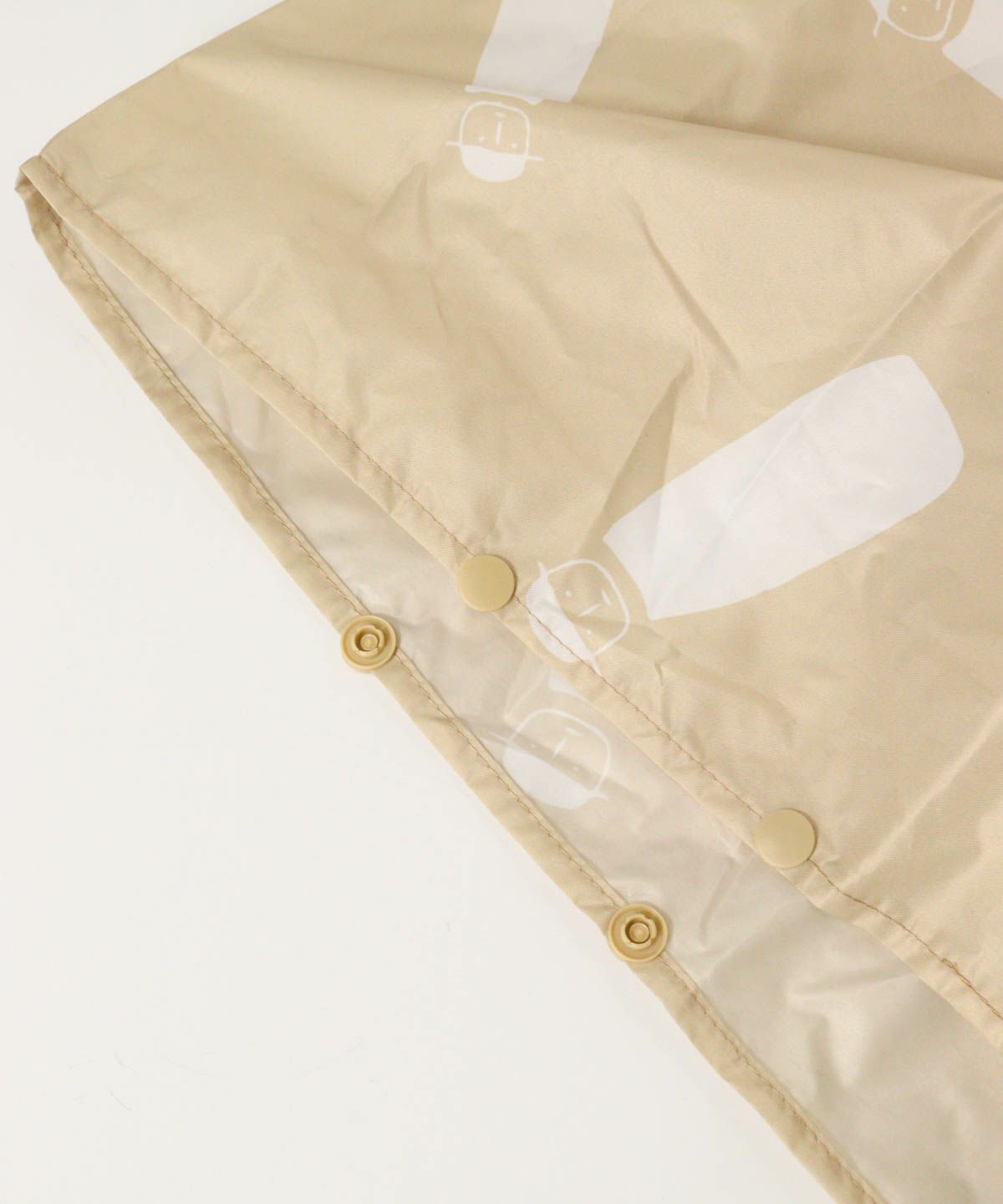 スナップボタン部分（ベージュ）