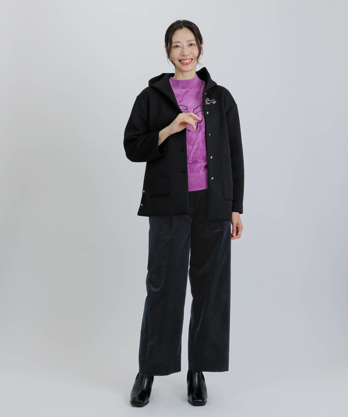 ピッコーネクラブフードコート ブローチ付フードコート|スタジオピッコーネ - ゴルフウェアや婦人服通販