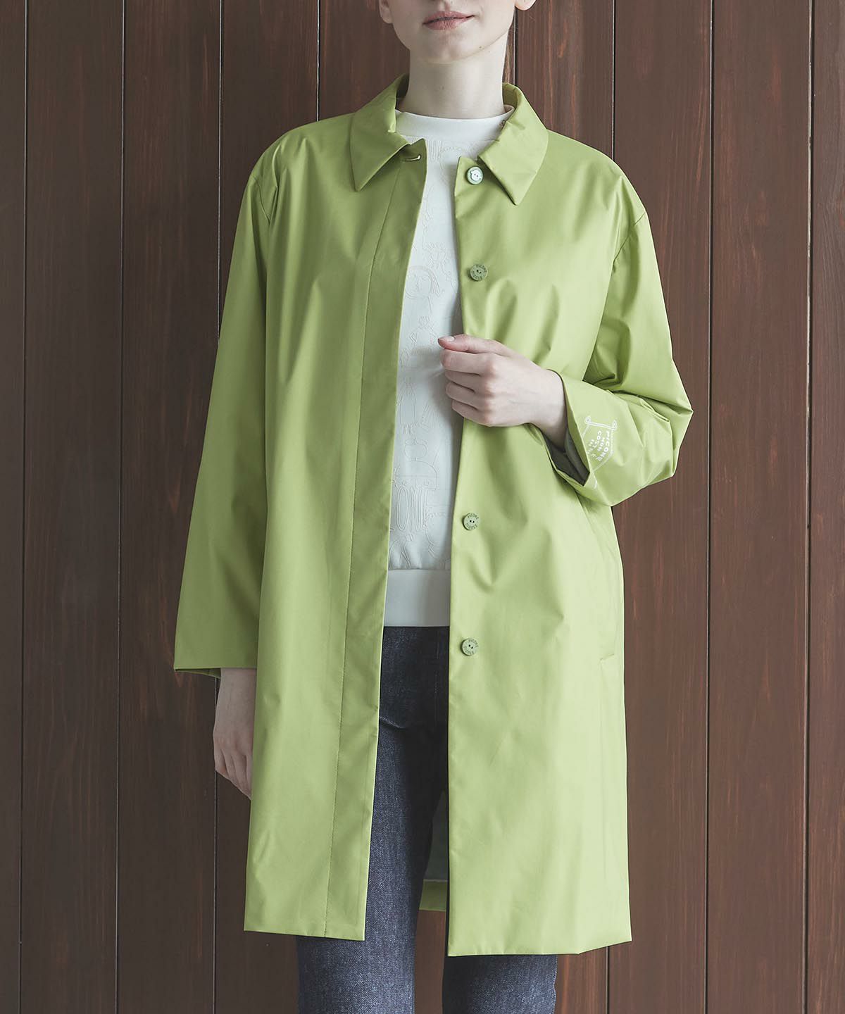 モデル着用画像（ライトグリーン）