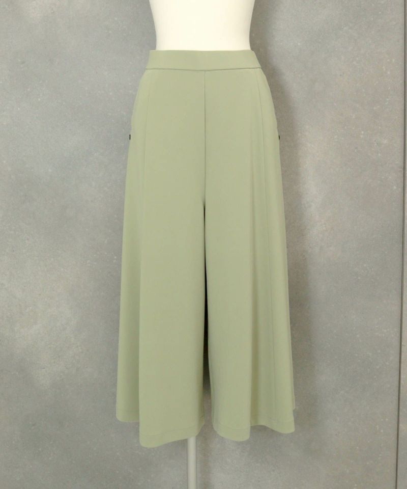 マットポンチ八分丈ワイドパンツ（グリーン）