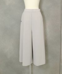 マットポンチ八分丈ワイドパンツ（ライトグレー）