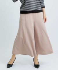 モデル着用画像（ピンクベージュ）