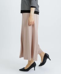 モデル着用画像（ピンクベージュ）