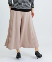 モデル着用画像（ピンクベージュ）