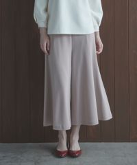 モデル着用画像（ピンクベージュ）